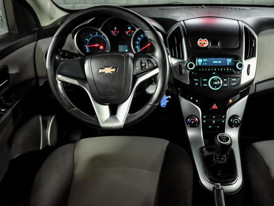 Chevrolet Cruze I Рестайлинг Екатеринбург  - изображение 11