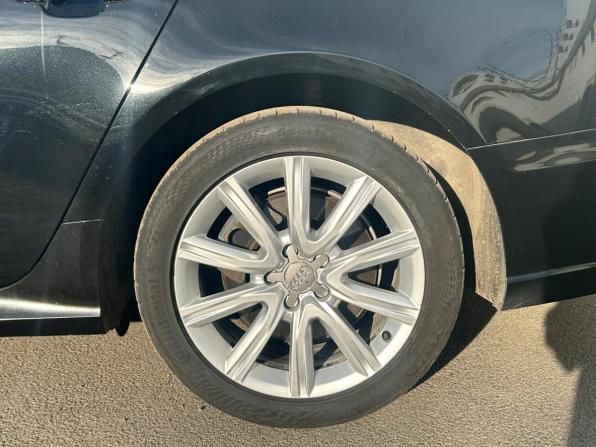 Audi A6 IV (C7) Рестайлинг с пробегом 2015 года, цена 1 965 000 рублей, 222394 км, седан, Автокод Объявления
