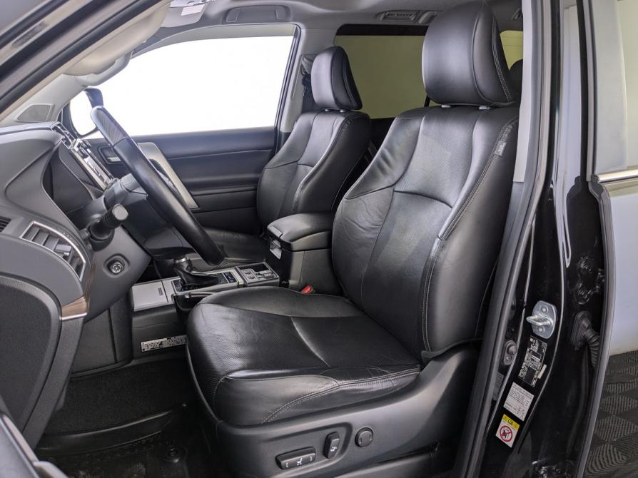 Toyota Land Cruiser Prado 150 Series Рестайлинг 2 Москва  - изображение 19