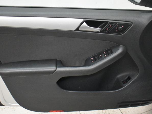 Volkswagen Jetta VI с пробегом 2013 года, цена 849 000 рублей, 146568 км, седан, Автокод Объявления