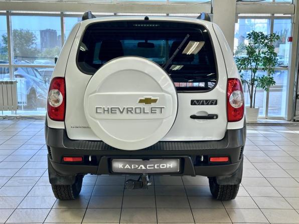 Chevrolet Niva I Рестайлинг с пробегом 2016 года, цена 760 000 рублей, 83000 км, внедорожник, Автокод Объявления