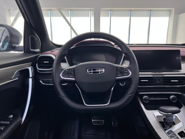 Geely Coolray I с пробегом 2023 года, цена 1 920 000 рублей, 38798 км, внедорожник, Автокод Объявления