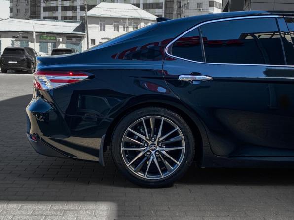Toyota Camry VIII (XV70) Рестайлинг с пробегом 2023 года, цена 3 298 000 рублей, 27000 км, седан, Автокод Объявления
