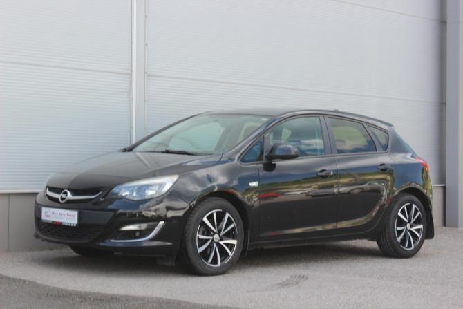 Opel Astra J Рестайлинг с пробегом 2013 года, цена 697 000 рублей, 242913 км, хэтчбек, Автокод Объявления