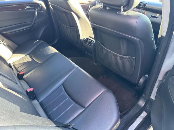 Mercedes-Benz C-Класс II (W203) Рестайлинг с пробегом 2006 года, цена 549 000 рублей, 335184 км, седан, Автокод Объявления