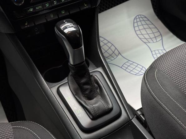 Skoda Rapid I с пробегом 2015 года, цена 1 199 000 рублей, 174696 км, лифтбек, Автокод Объявления