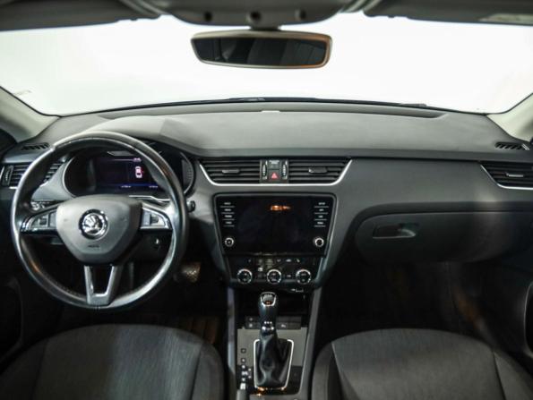 Skoda Octavia III (A7) Рестайлинг с пробегом 2018 года, цена 2 099 000 рублей, 127703 км, лифтбек, Автокод Объявления