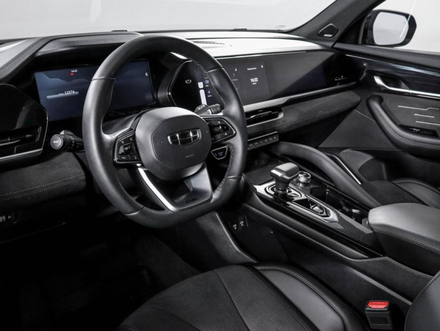 Geely Monjaro I Москва  - изображение 15