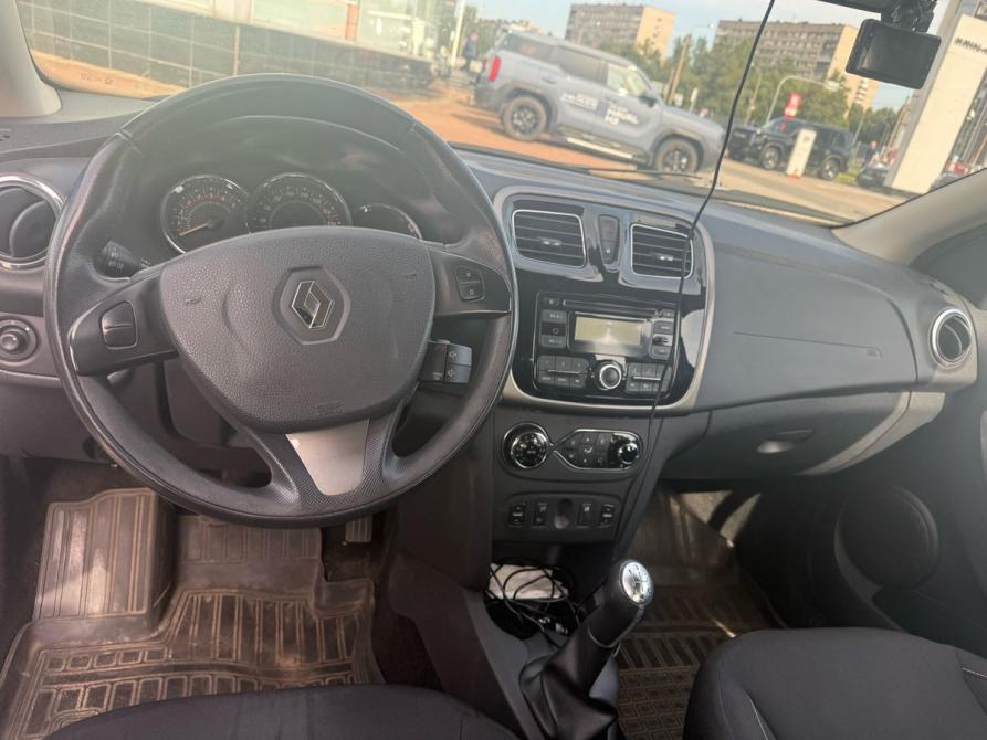 Renault Sandero II Санкт-Петербург  - изображение 8