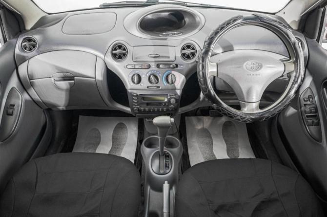 Toyota Vitz I (P10) с пробегом 2000 года, цена 379 000 рублей, 254000 км, хэтчбек, Автокод Объявления