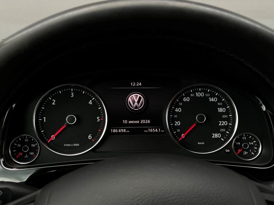 Volkswagen Touareg II Рестайлинг Санкт-Петербург  - изображение 26