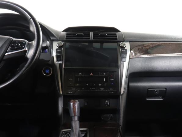 Toyota Camry VII (XV50) Рестайлинг 2 с пробегом 2017 года, цена 1 899 000 рублей, 144994 км, седан, Автокод Объявления
