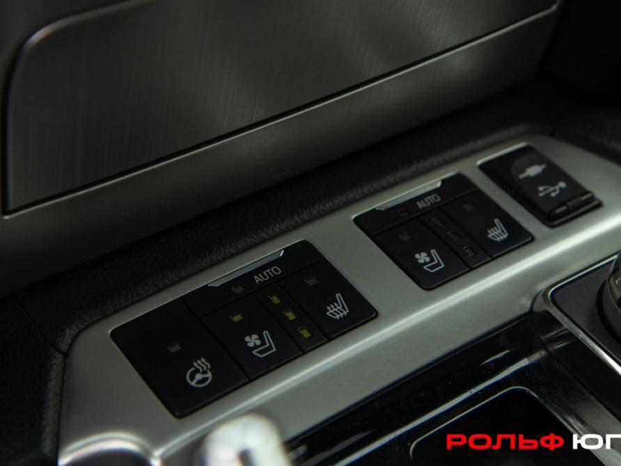 Toyota Land Cruiser 200 Series Рестайлинг 2 Москва  - изображение 19