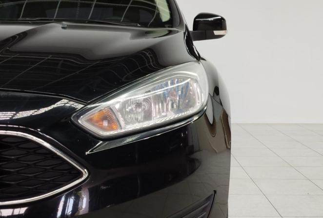 Ford Focus III с пробегом 2015 года, цена 990 000 рублей, 220843 км, седан, Автокод Объявления