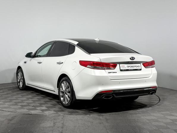 Kia Optima IV с пробегом 2018 года, цена 1 690 000 рублей, 111830 км, седан, Автокод Объявления