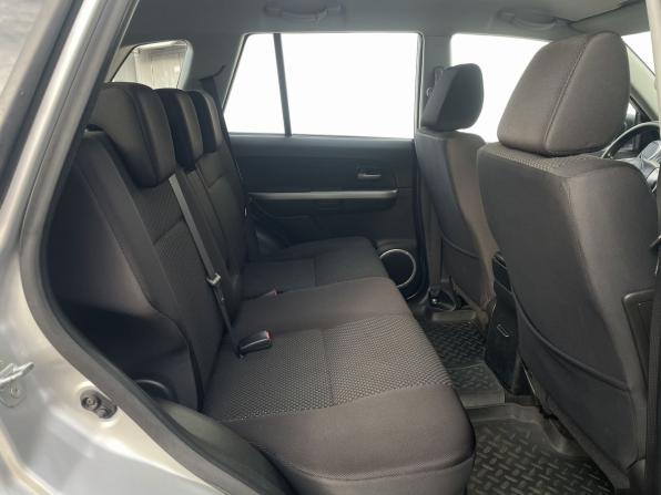 Suzuki Grand Vitara II Рестайлинг с пробегом 2011 года, цена 899 000 рублей, 108634 км, внедорожник, Автокод Объявления