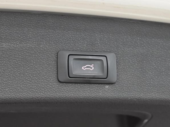 Audi Q5 I (8R) Рестайлинг с пробегом 2013 года, цена 1 780 000 рублей, 164033 км, внедорожник, Автокод Объявления