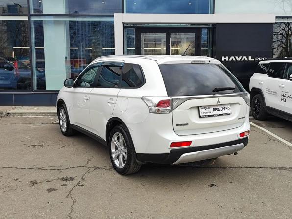 Mitsubishi Outlander III Рестайлинг с пробегом 2014 года, цена 1 029 000 рублей, 345861 км, внедорожник, Автокод Объявления