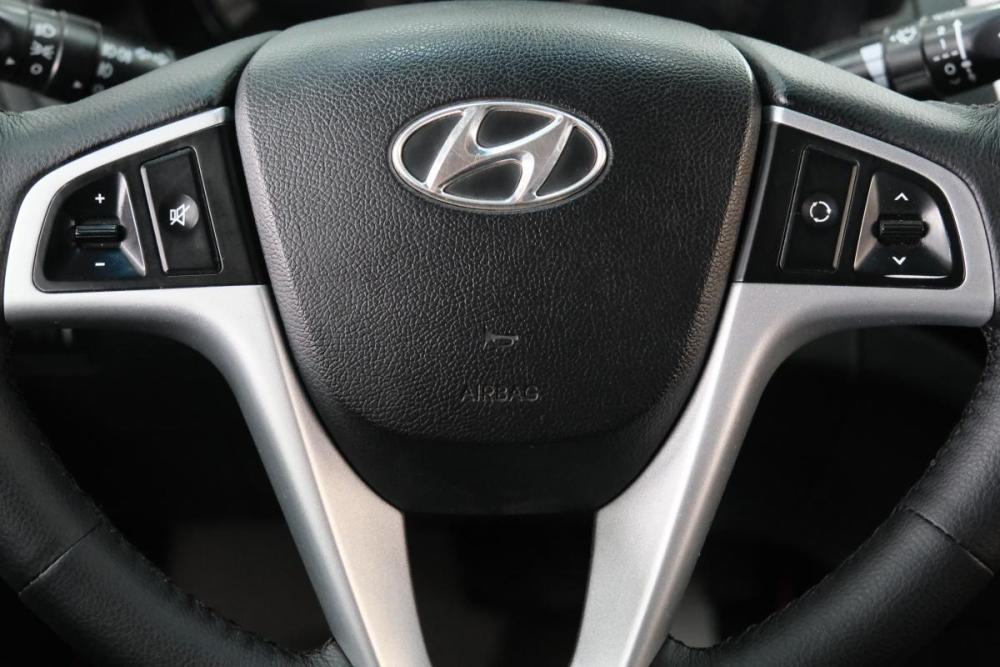 Hyundai Solaris I Омск  - изображение 13
