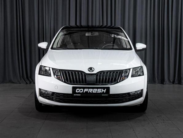 Skoda Octavia III (A7) Рестайлинг с пробегом 2018 года, цена 1 700 000 рублей, 87194 км, лифтбек, Автокод Объявления