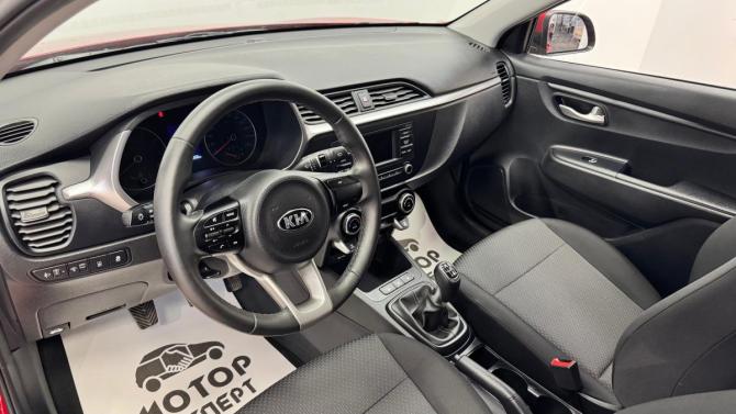 Kia Rio IV Рестайлинг с пробегом 2021 года, цена 1 860 000 рублей, 6263 км, хэтчбек, Автокод Объявления