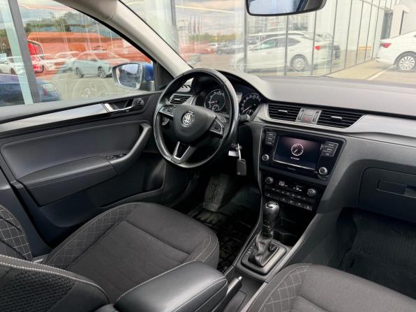 Skoda Rapid I Рестайлинг с пробегом 2018 года, цена 983 000 рублей, 242900 км, лифтбек, Автокод Объявления