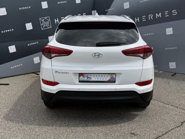 Hyundai Tucson III с пробегом 2018 года, цена 1 899 000 рублей, 176251 км, внедорожник, Автокод Объявления