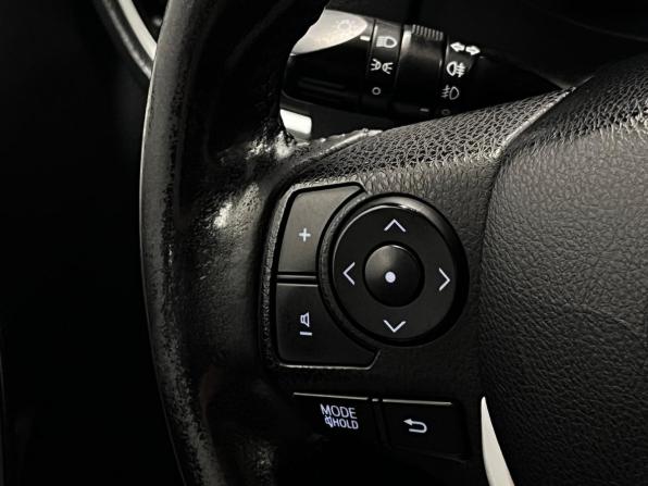 Toyota Corolla XI (E160 E170 E180) с пробегом 2015 года, цена 1 365 000 рублей, 157224 км, седан, Автокод Объявления