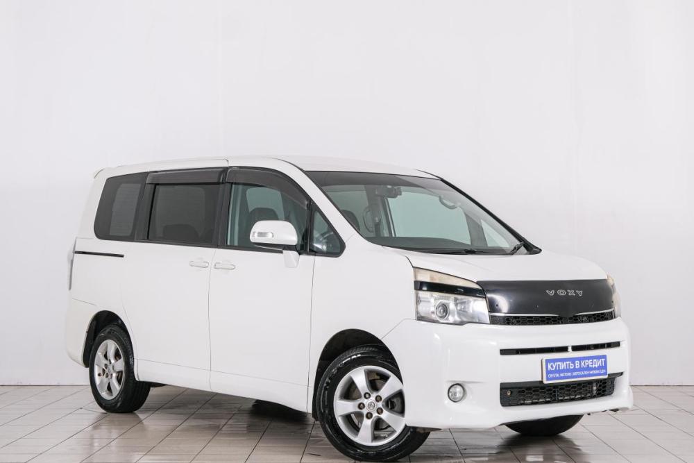 Toyota Voxy II (R70) Красноярск  - изображение 1