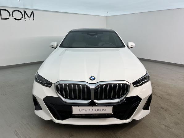 BMW 5 серии VIII (G60/G61/G68) с пробегом 2023 года, цена 8 770 000 рублей, 10308 км, седан, Автокод Объявления