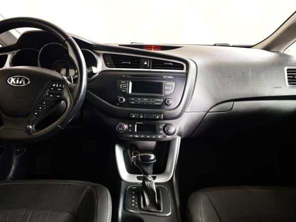 Kia Ceed II Рестайлинг с пробегом 2017 года, цена 1 115 000 рублей, 249284 км, универсал, Автокод Объявления
