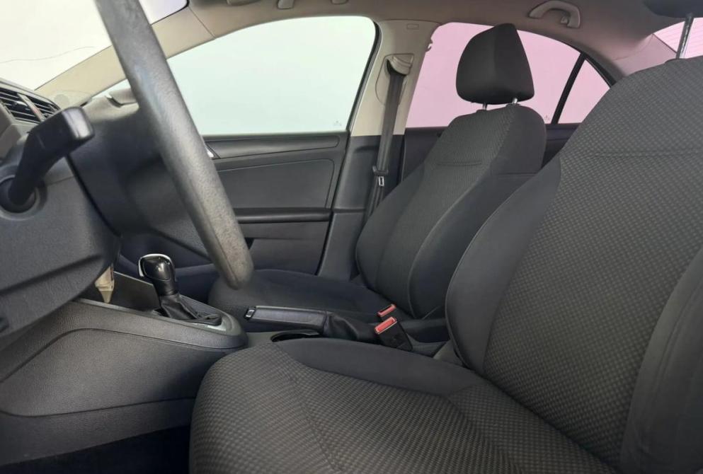 Volkswagen Jetta VI Киров  - изображение 20
