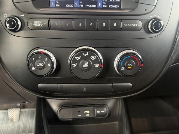 Kia Soul II Рестайлинг с пробегом 2018 года, цена 1 395 000 рублей, 122980 км, хэтчбек, Автокод Объявления
