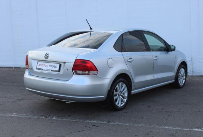 Volkswagen Polo V с пробегом 2015 года, цена 795 000 рублей, 161869 км, седан, Автокод Объявления