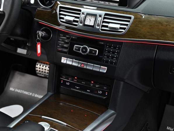 Mercedes-Benz E-Класс IV (W212 S212 C207) Рестайлинг с пробегом 2015 года, цена 1 999 000 рублей, 203000 км, седан, Автокод Объявления