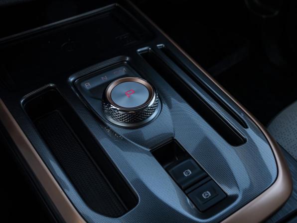 Haval Jolion I Рестайлинг с пробегом 2025 года, цена 2 397 000 рублей, 10766 км, внедорожник, Автокод Объявления