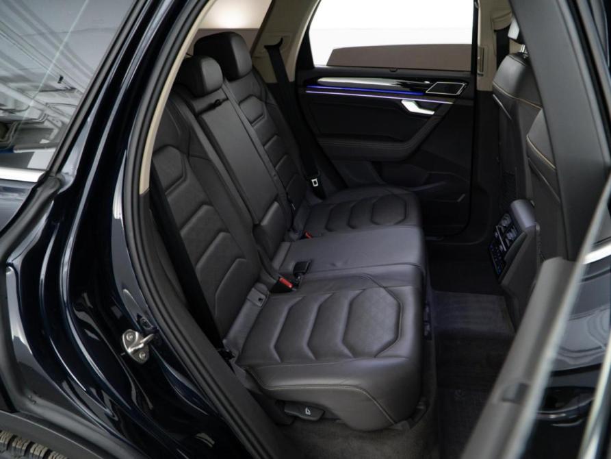 Volkswagen Touareg III Москва  - изображение 7