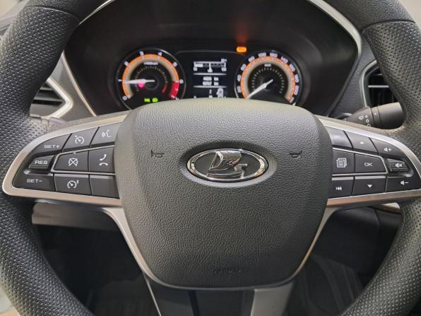 Lada (ВАЗ) Vesta I Рестайлинг (NG) с пробегом 2023 года, цена 855 000 рублей, 44152 км, седан, Автокод Объявления