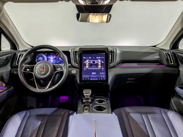 Hongqi HS3 с пробегом 2024 года, цена 2 895 000 рублей, 33834 км, внедорожник, Автокод Объявления