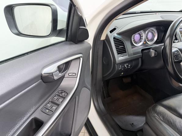 Volvo XC60 I с пробегом 2012 года, цена 1 850 000 рублей, 130402 км, внедорожник, Автокод Объявления