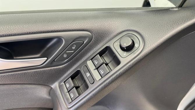 Volkswagen Golf VI с пробегом 2012 года, цена 790 000 рублей, 161428 км, хэтчбек, Автокод Объявления