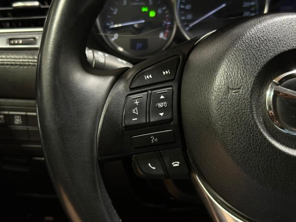 Mazda 6 III (GJ) Рестайлинг с пробегом 2015 года, цена 1 700 000 рублей, 174306 км, седан, Автокод Объявления