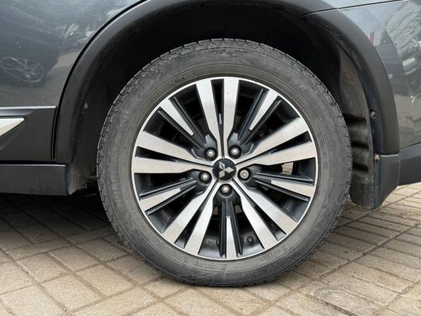 Mitsubishi Outlander III Рестайлинг 3 с пробегом 2019 года, цена 2 050 000 рублей, 181194 км, внедорожник, Автокод Объявления