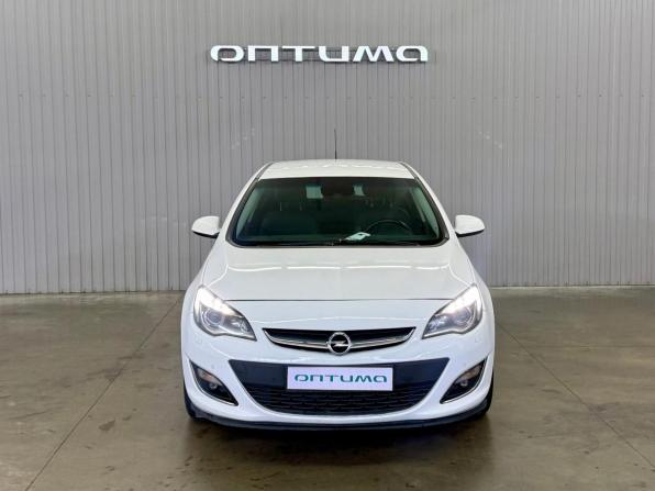 Opel Astra J Рестайлинг с пробегом 2013 года, цена 827 000 рублей, 196880 км, хэтчбек, Автокод Объявления