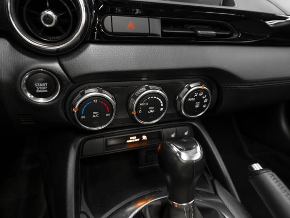 Fiat 124 Spider I с пробегом 2016 года, цена 2 650 000 рублей, 133866 км, кабриолет, Автокод Объявления
