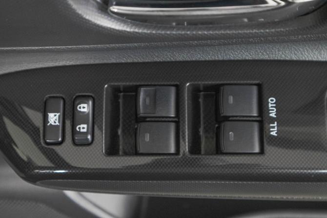 Toyota Wish II Рестайлинг с пробегом 2016 года, цена 1 749 000 рублей, 154000 км, минивэн, Автокод Объявления