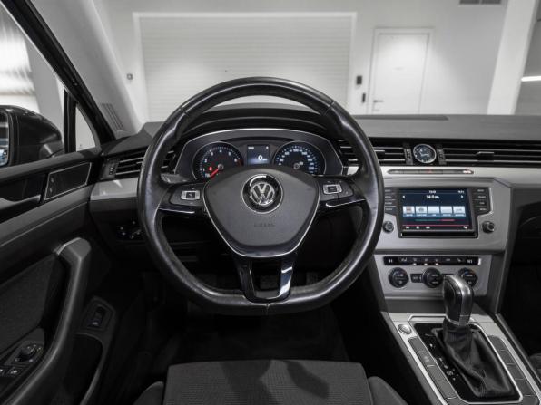Volkswagen Passat B8 с пробегом 2016 года, цена 1 675 000 рублей, 125877 км, седан, Автокод Объявления