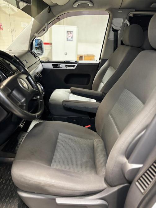 Volkswagen Multivan T5 Челябинск  - изображение 25