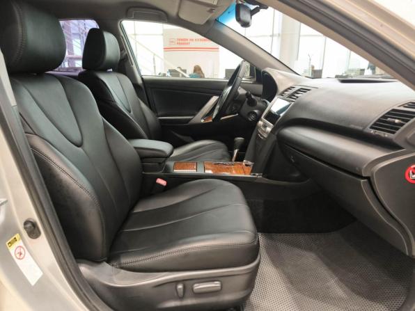 Toyota Camry VI (XV40) Рестайлинг с пробегом 2011 года, цена 1 050 000 рублей, 442738 км, седан, Автокод Объявления