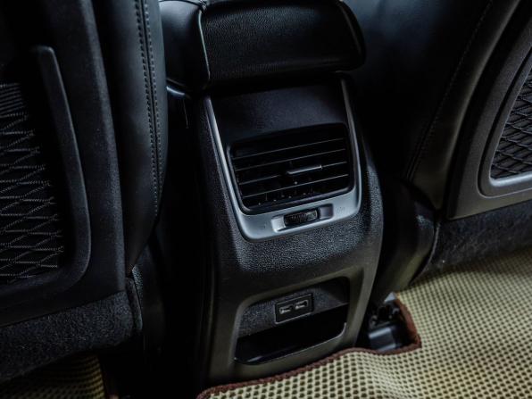 Geely Atlas I с пробегом 2019 года, цена 1 599 000 рублей, 102206 км, внедорожник, Автокод Объявления